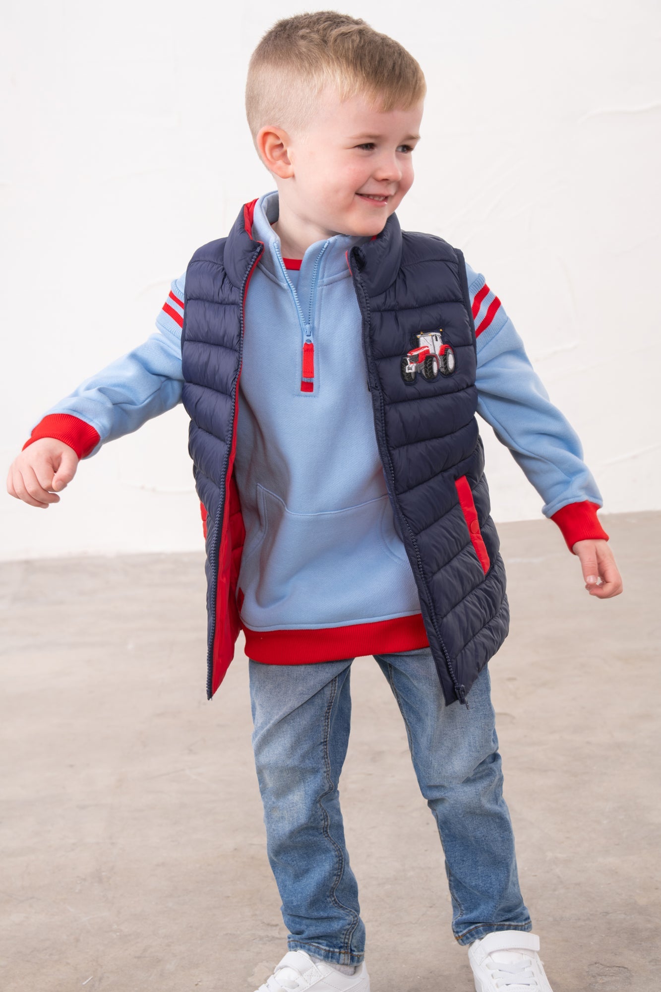 Abel Gilet - Red Tractor - Lighthouse