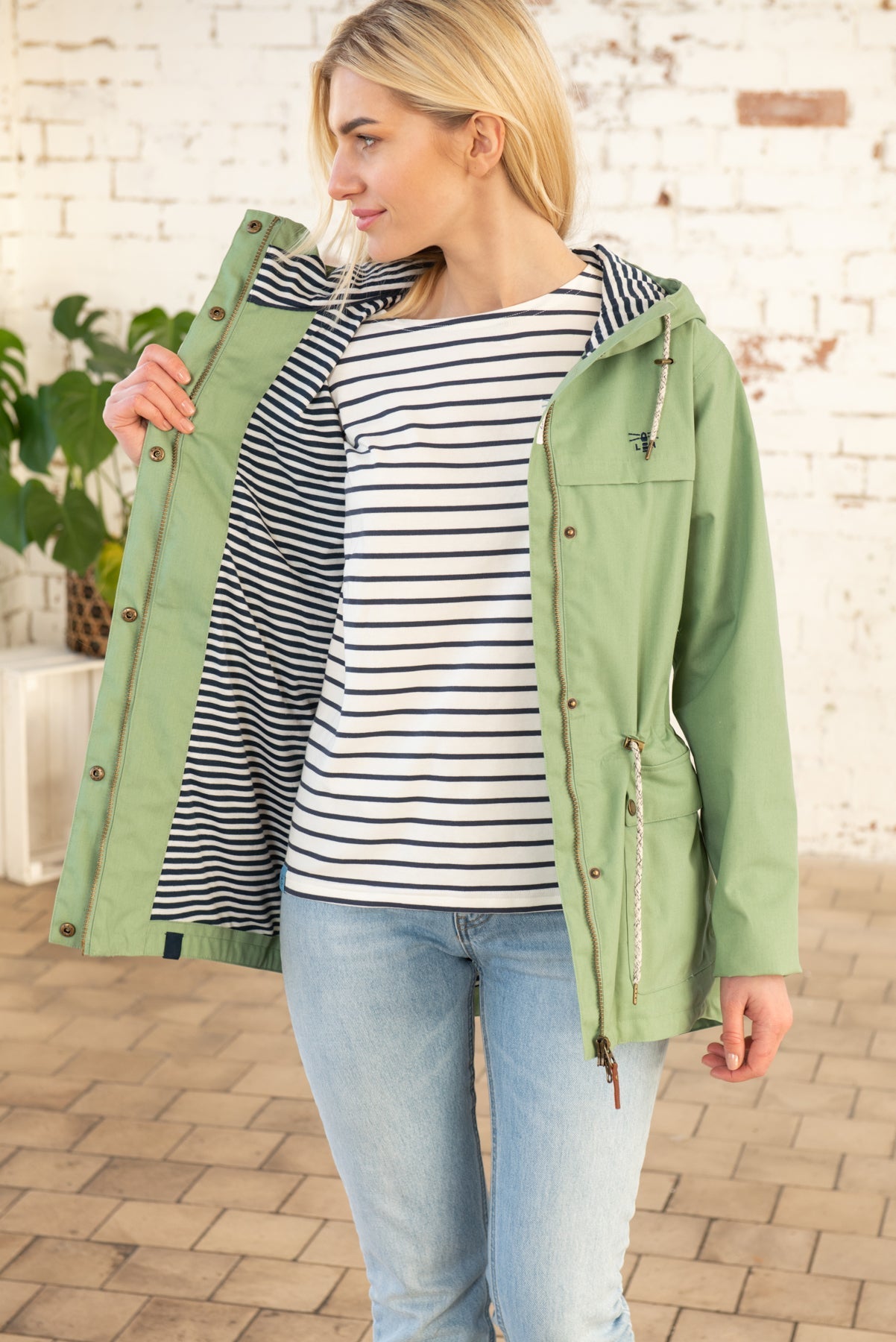 Alicia Jacket - Pistachio - Lighthouse