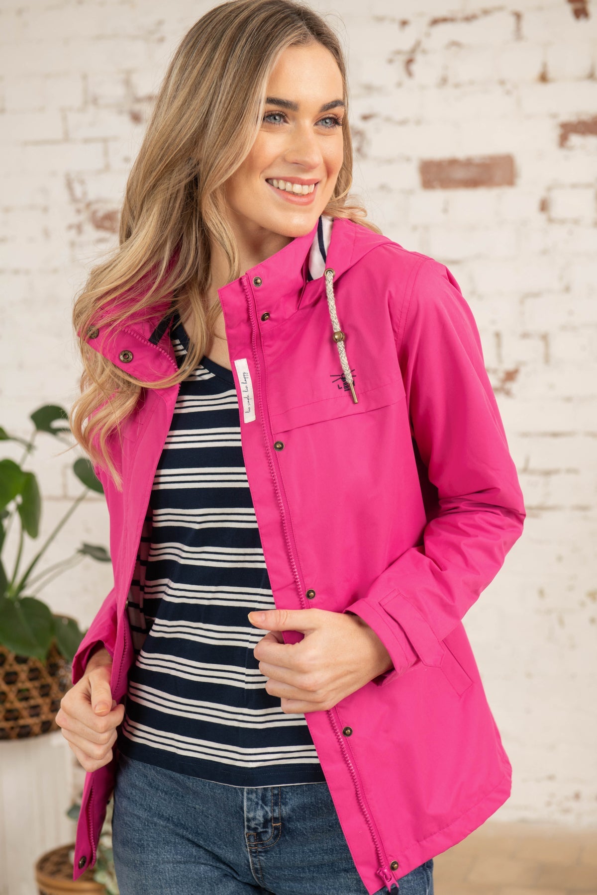 Light summer deals jacket womens uk