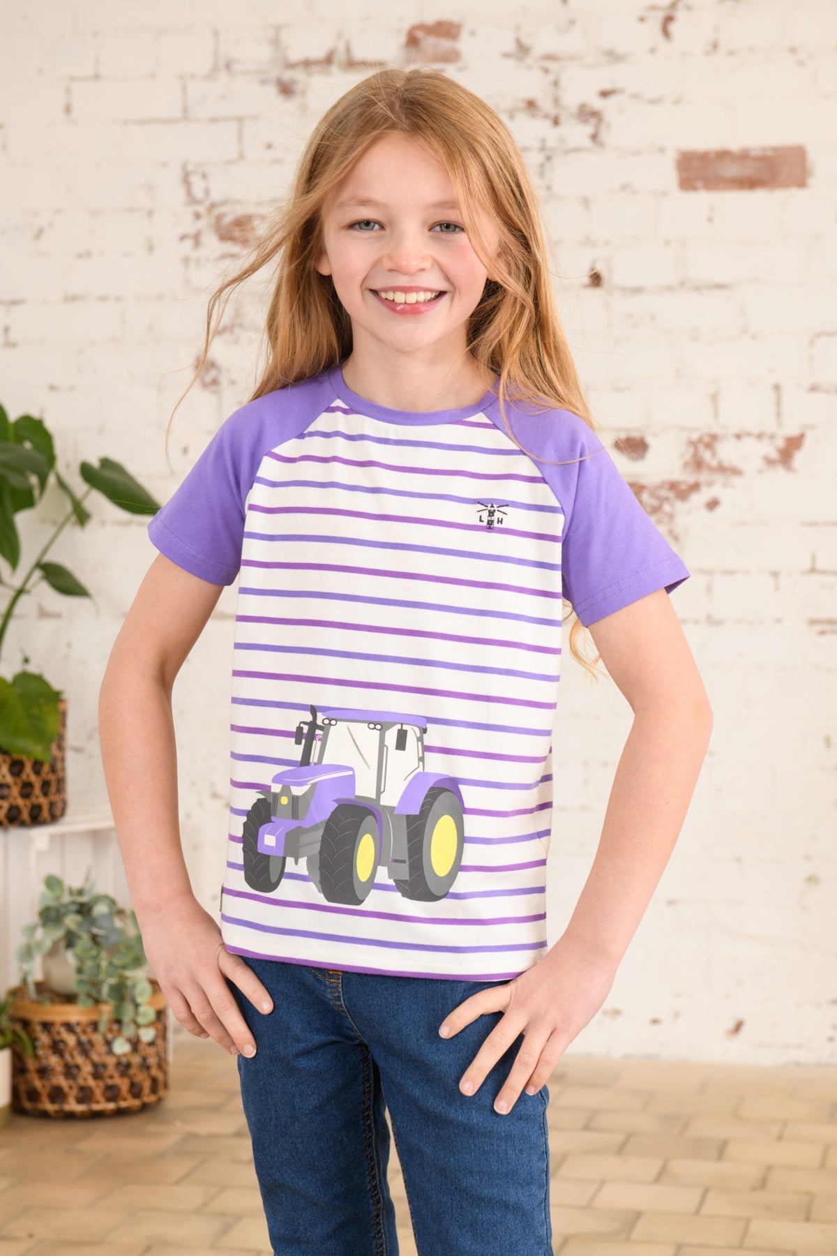 Causeway Short Sleeve - Purple Tractor - Lighthouse