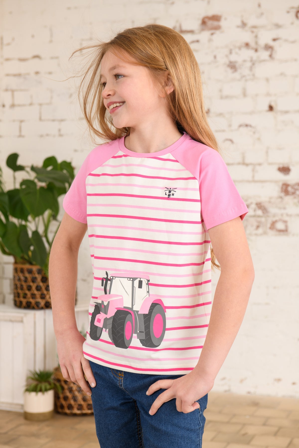 Causeway Short Sleeve - Sweet Pea Tractor-Lighthouse