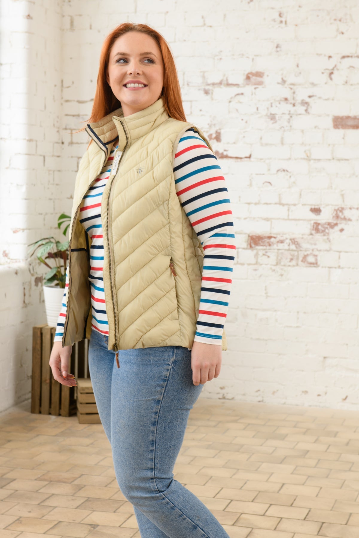 Laurel Gilet - Almond