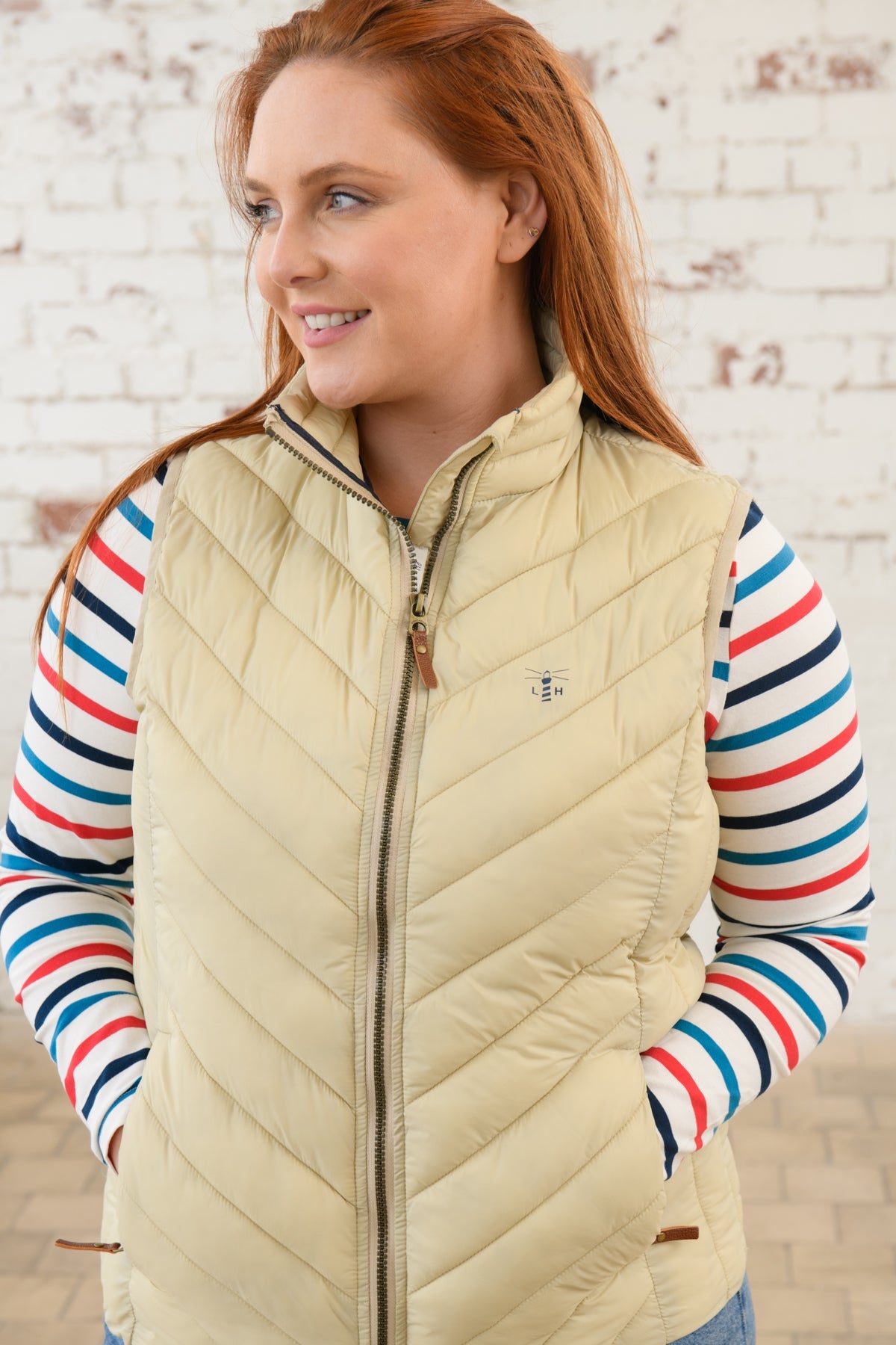 Laurel Gilet - Almond