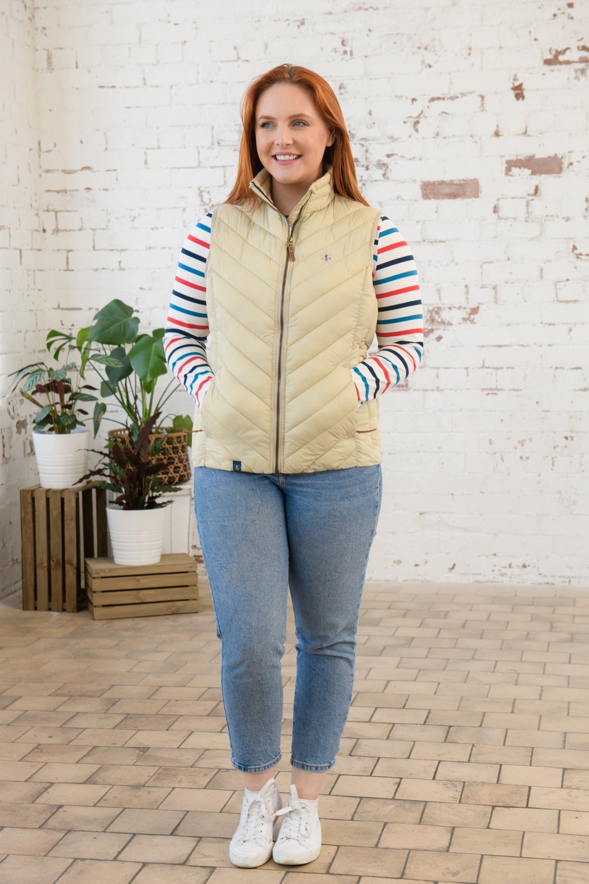 Laurel Gilet - Almond