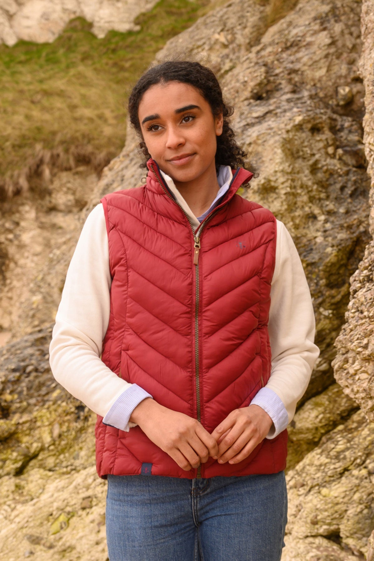 Laurel Gilet - Maroon-Lighthouse