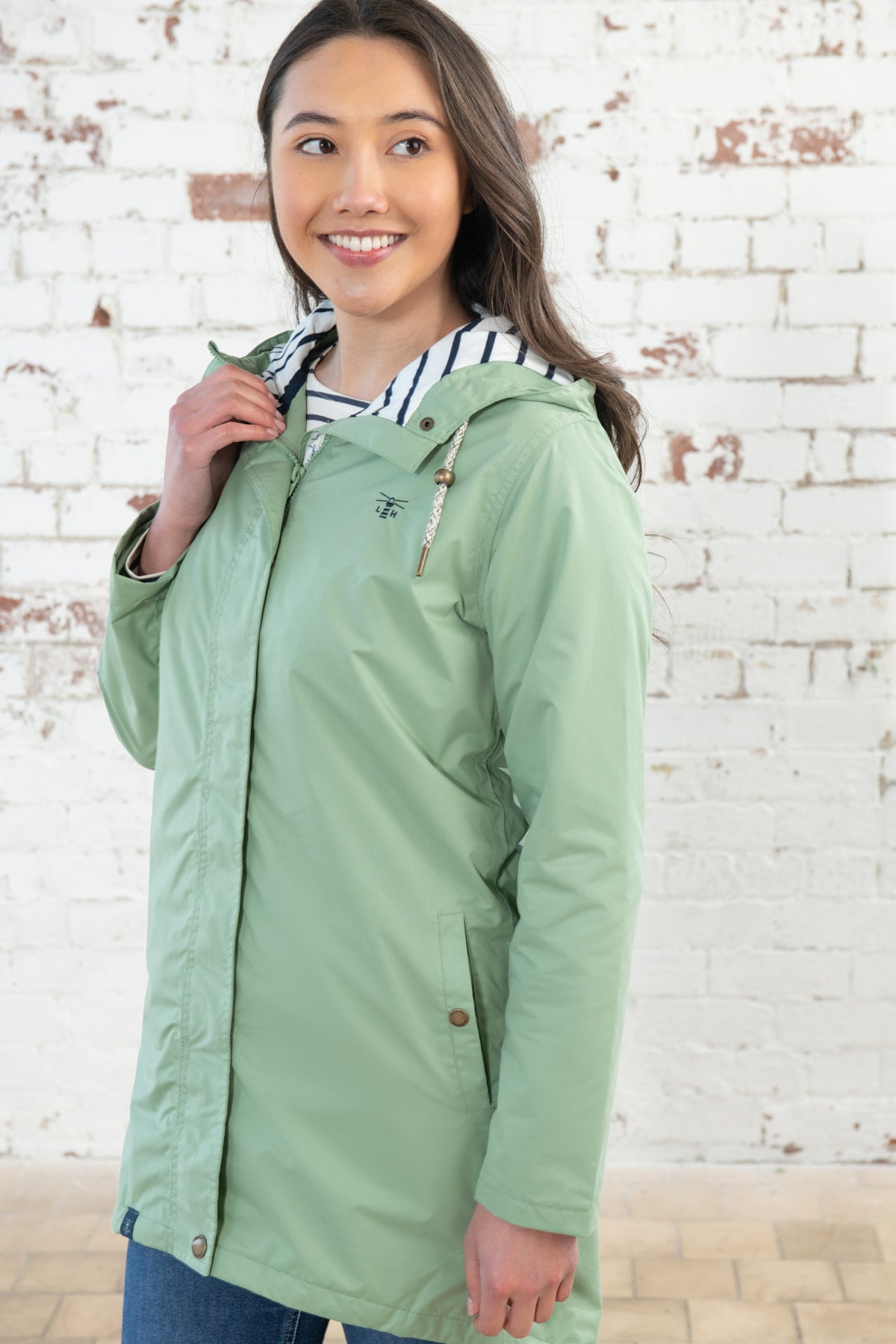 Long Beachcomber Jacket - Pistachio-Lighthouse