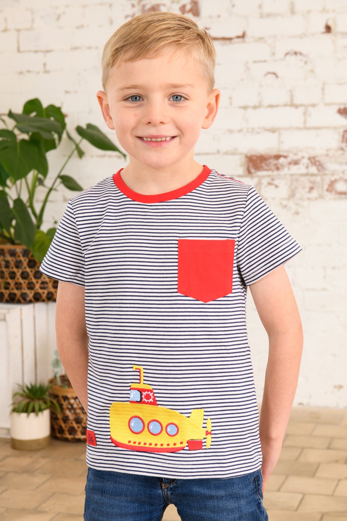 Oliver. Boys' Short Sleeve Top Eclipse Stripe Submarine Lighthouse
