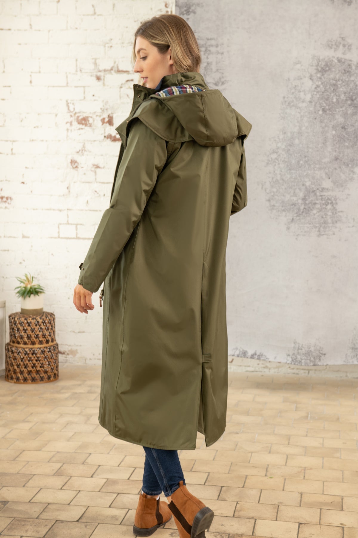 Outback Full Length Waterproof Raincoat - Fern-Lighthouse