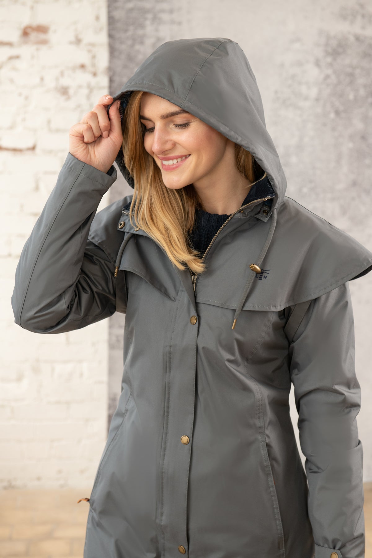 Outrider Waterproof Women's Raincoat - Grey