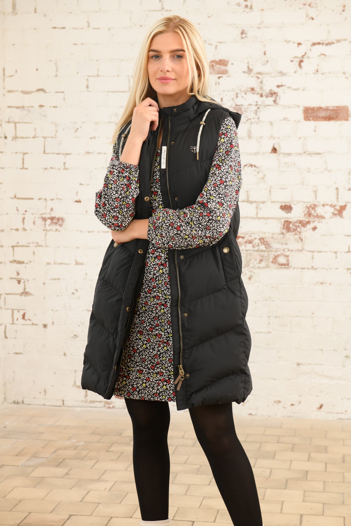Savannah Long Gilet - Black - Lighthouse