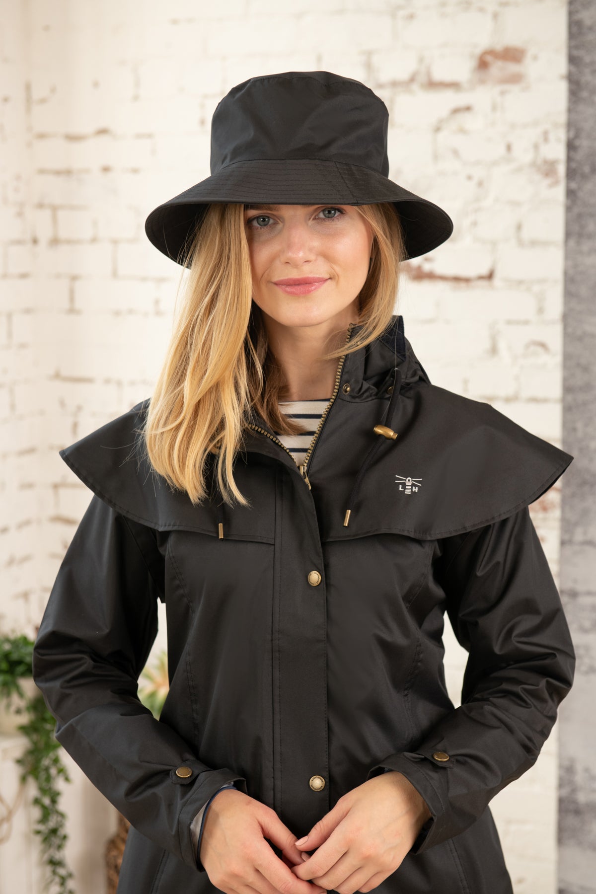 Storm Rain Hat - Black-Lighthouse